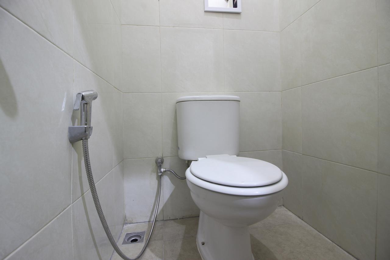 Reddoorz Plus Near Stie Ykpn 2 Maguwo ภายนอก รูปภาพ